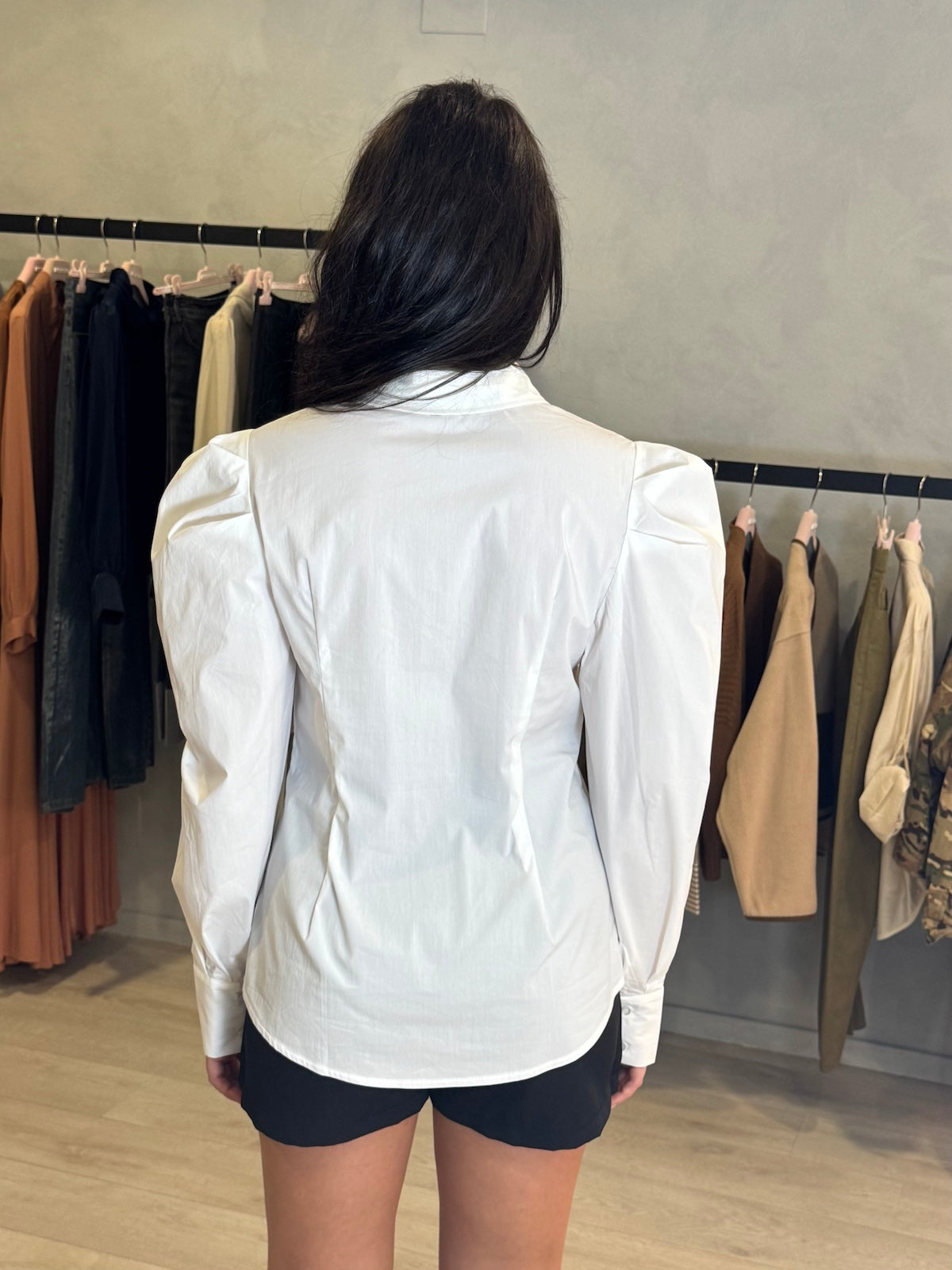 CAMICIA CON MANICA A SBUFFO
