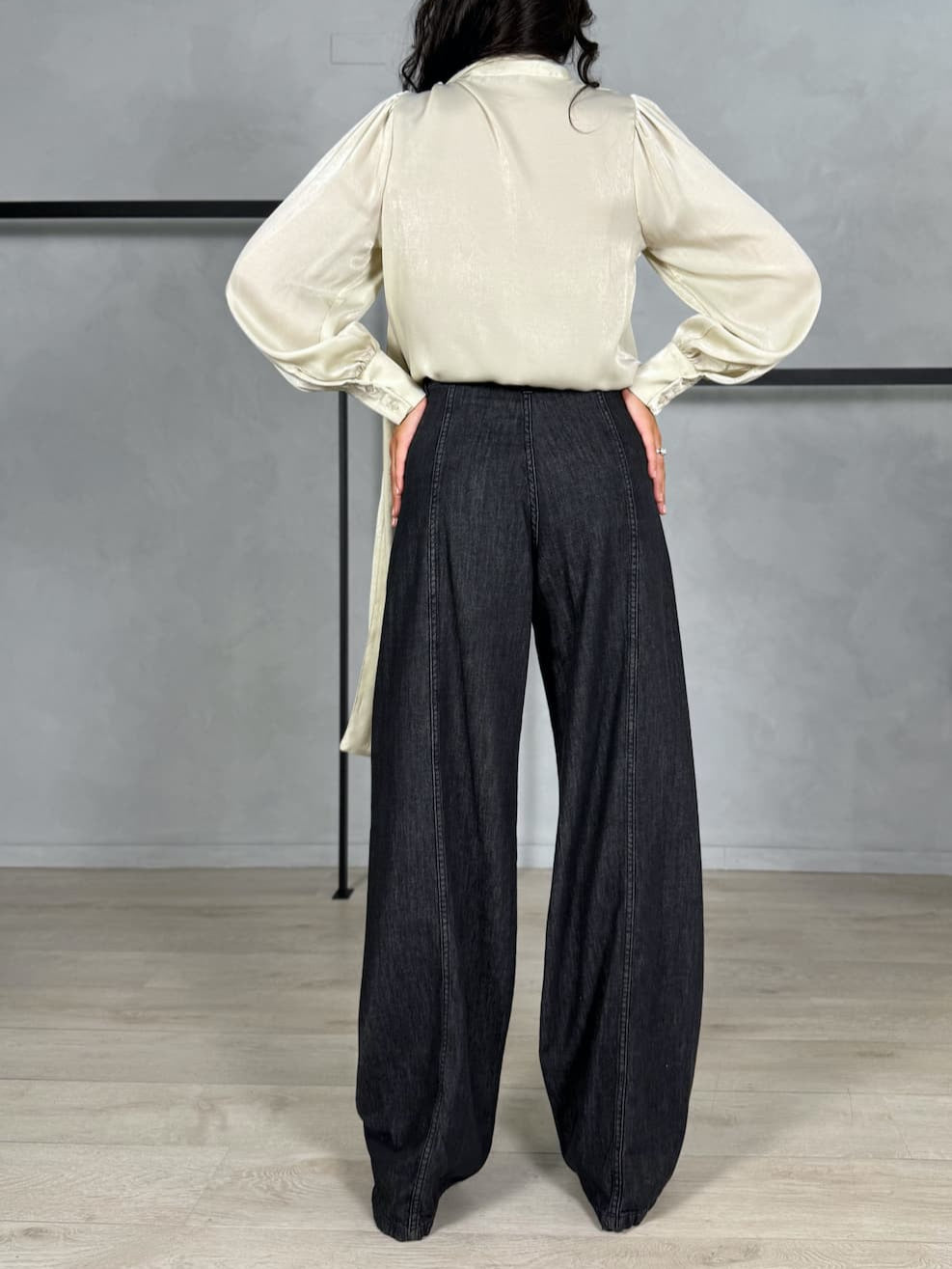 JEANS GAMBA DRITTA NERO