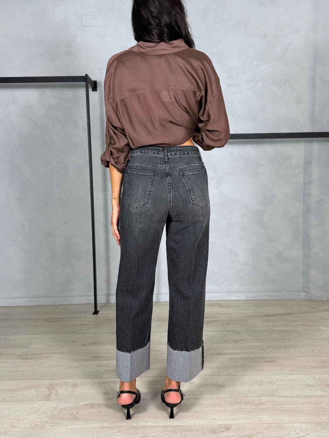 JEANS DRITTO CON RISVOLTO