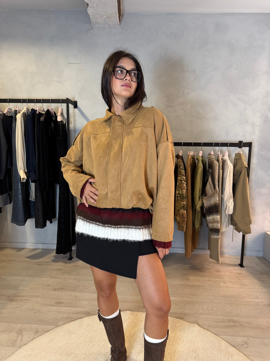 BOMBER CROP IN ECO SUEDE