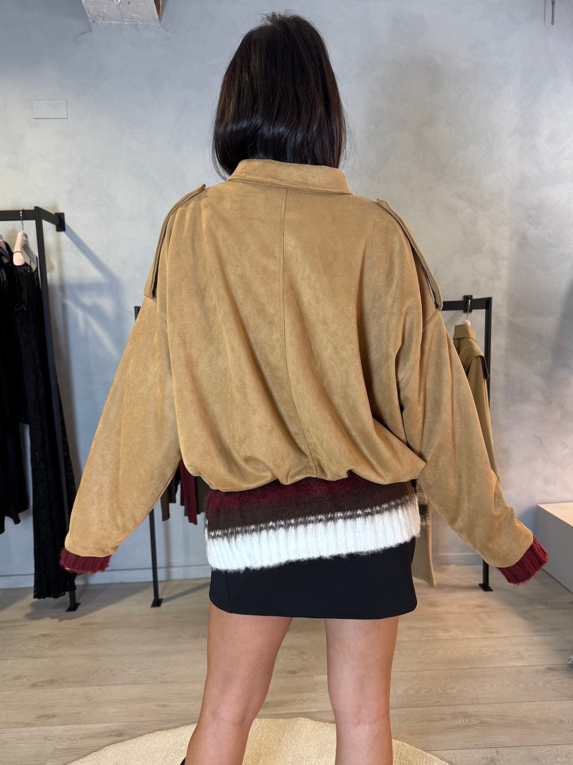 BOMBER CROP IN ECO SUEDE