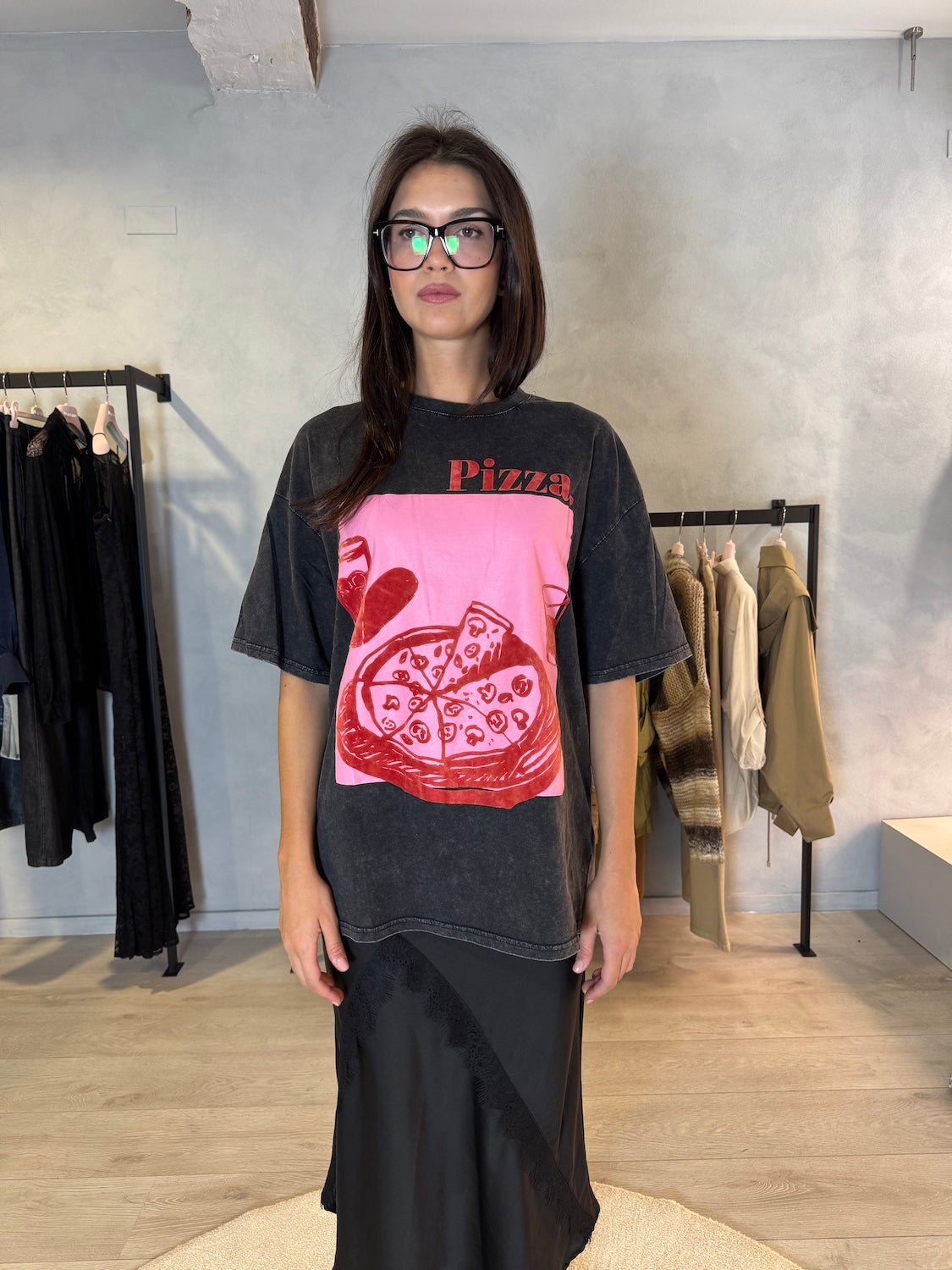 T-SHIRT WASHED PIZZA