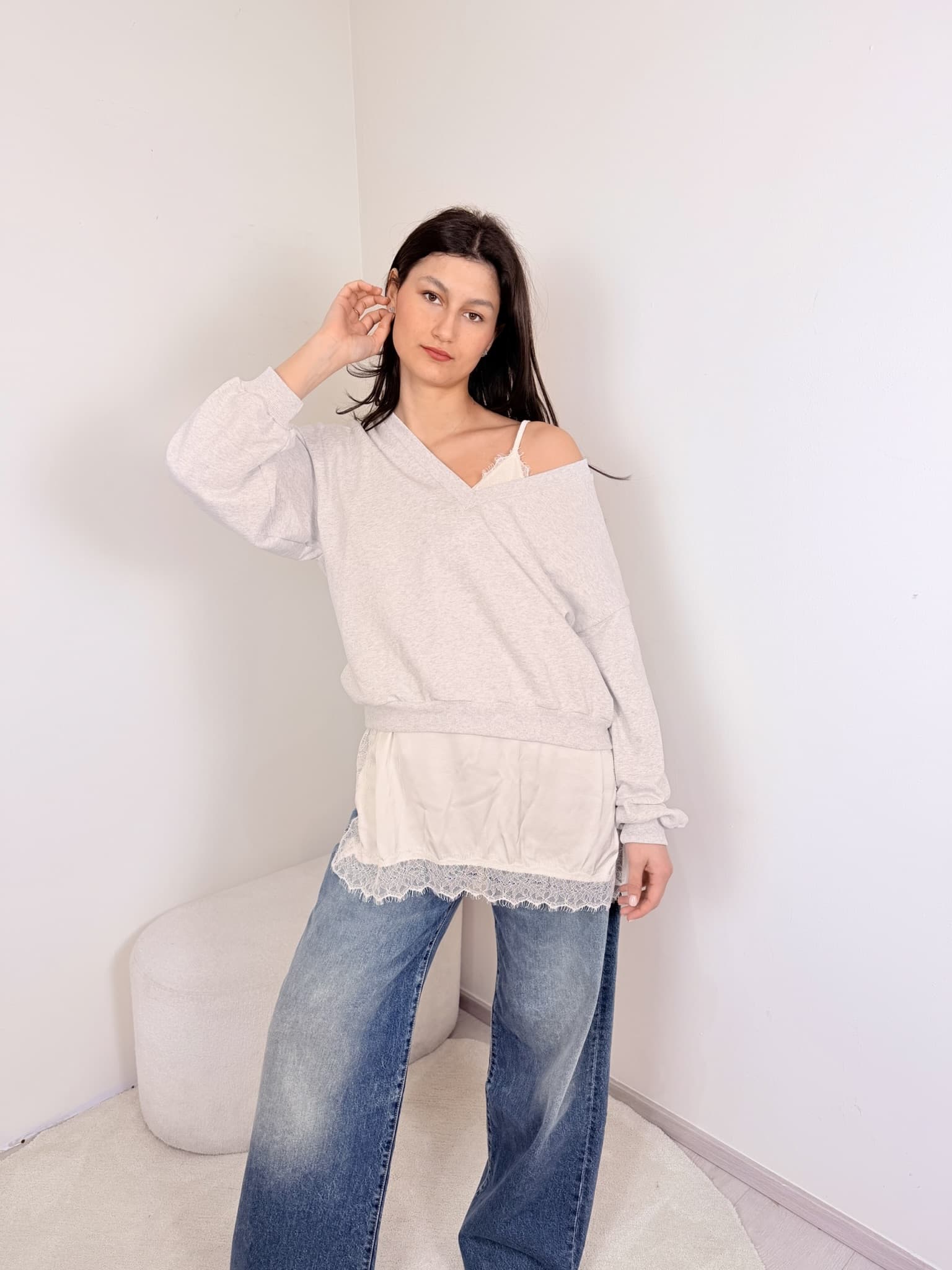 Felpa V con sottoveste